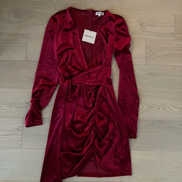 Superdown Revolve Jaylin Ruched Mini Dress in Red - Picture 5 of 7